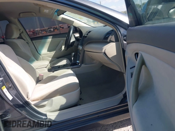 2011 Toyota Camry LE with VIN 4T1BF3EK0BU604271, listed as a IAAI auction lot 41707004 with 184,600 mi miles. Bid and sale history available at carsss.com. Image 5.