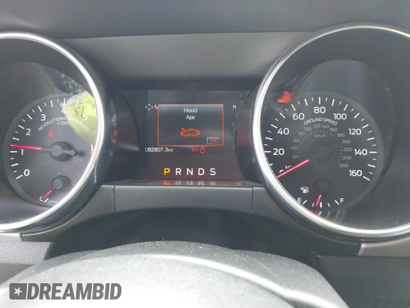2020 Ford Mustang EcoBoost z VIN 1FATP8UH6L5131602, wystawiony jako IAAI lot #42228919 z przebiegiem 82 807 mil mil oraz . Historia ofert i sprzedaży dostępna na DreamBid. Obrazek 7.