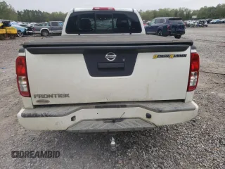 2015 Nissan Frontier SV с VIN 1N6AD0CU4FN753806, выставлен на аукционе Copart как лот 51662395 с пробегом 136 364 миль миль и Списание • Salvage title. История ставок и продаж доступна на DreamBid. Изображение 6.