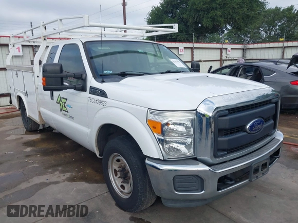 2016 Ford F-250 XL with VIN 1FD7X2A60GEA17446, listed as a IAAI auction lot 42373465 with 117,847 mi miles and . Bid and sale history available at DreamBid. Image 1.