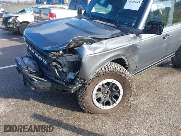 2023 Ford Bronco with VIN 1FMEE5DPXPLB15849, listed as a IAAI auction lot 41105645 with 39,736 mi miles. Bid and sale history available at carsss.com. Image 6.