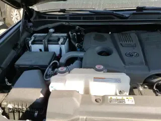 2024 Toyota Tundra SR5 with VIN 5TFLA5DB1RX230122, listed as a Copart auction lot 64092405 with 17,632 mi miles and Salvage title. Bid and sale history available at DreamBid. Image 13.