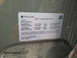 2022 Rivian R1T Launch Edition z VIN 7FCTGAAL0NN001256, wystawiony jako Copart lot #55850845 z przebiegiem 49 236 mil mil oraz Szkoda całkowita • Salvage title. Historia ofert i sprzedaży dostępna na DreamBid. Obrazek 12.