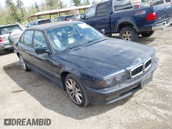 2001 BMW 7 Series 740iL with VIN WBAGH83401DP29577, listed as a IAAI auction lot 42076695 with 1 mi miles. Bid and sale history available at carsss.com. Image 1.