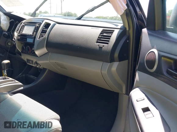 2015 Toyota Tacoma with VIN 5TFLU4EN9FX143428, listed as a IAAI auction lot 42173370 with 200,447 mi miles and . Bid and sale history available at DreamBid. Image 5.
