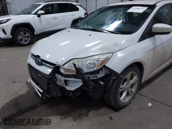 2012 Ford Focus SE с VIN 1FAHP3F2XCL429258, выставлен на аукционе IAAI как лот 41906572 с пробегом 225 451 миль миль и . История ставок и продаж доступна на DreamBid. Изображение 6.