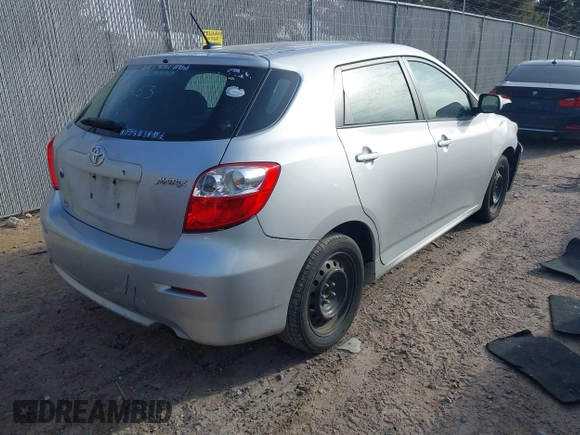 2011 Toyota Matrix z VIN 2T1KU4EE6BC727547, wystawiony jako IAAI lot #41810653 z przebiegiem Nie podano mil oraz . Historia ofert i sprzedaży dostępna na DreamBid. Obrazek 4.