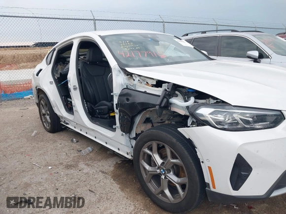 2024 BMW X4 xDrive30i with VIN 5UX33DT08R9X21276, listed as a IAAI auction lot 42177910 with 16,199 mi miles and . Bid and sale history available at DreamBid. Image 6.