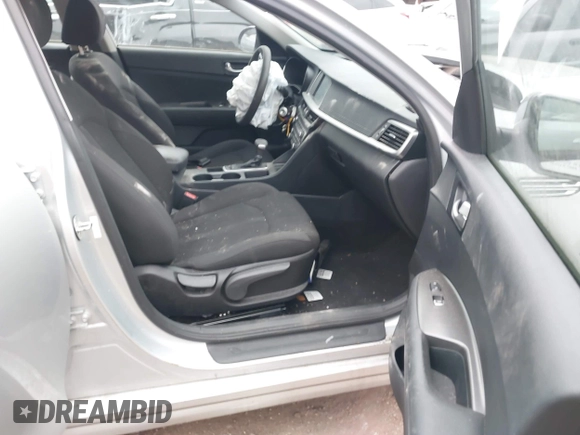 2019 Kia Optima LX z VIN 5XXGT4L34KG332883, wystawiony jako IAAI lot #41389571 z przebiegiem 54 280 mil mil oraz . Historia ofert i sprzedaży dostępna na DreamBid. Obrazek 5.