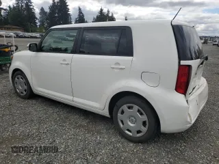 2008 Scion xB z VIN JTLKE50E981026996, wystawiony jako Copart lot #57676945 z przebiegiem 223 038 mil mil oraz Szkody całkowita. Historia ofert i sprzedaży dostępna na DreamBid. Obrazek 2.