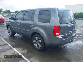 2015 Honda Pilot SE z VIN 5FNYF3H35FB034592, wystawiony jako IAAI lot #42133579 z przebiegiem 108 980 mil mil oraz . Historia ofert i sprzedaży dostępna na DreamBid. Obrazek 3.