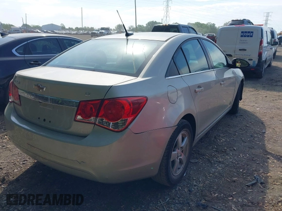 2014 Chevrolet Cruze 1LT with VIN 1G1PC5SB9E7180989, listed as a IAAI auction lot 42230408 with 112,927 mi miles and . Bid and sale history available at DreamBid. Image 4.