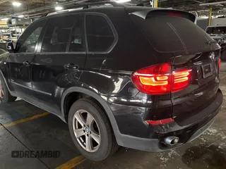 2011 BMW X5 35d with VIN 5UXZW0C55BL661651, listed as a Copart auction lot 61866905 with 162,927 mi miles and Clean title. Bid and sale history available at DreamBid. Image 3.