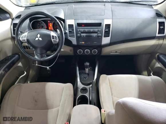 2008 Mitsubishi Outlander XLS with VIN JA4MS41X08Z002699, listed as a Copart auction lot 41884635 with 147,350 mi miles and Salvage Title. Bid and sale history available at carsss.com. Image 8.