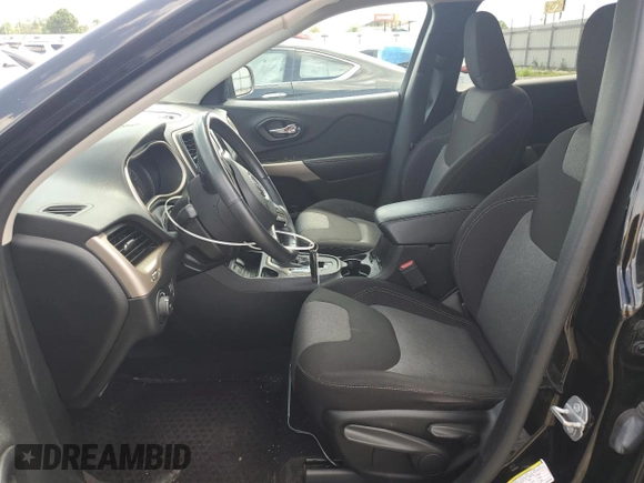 2018 Jeep Cherokee Latitude с VIN 1C4PJLCB5JD620699, выставлен на аукционе Copart как лот 60424585 с пробегом 108 862 миль миль и Списание • Salvage title. История ставок и продаж доступна на DreamBid. Изображение 7.