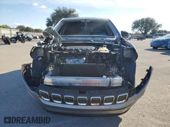 2022 Jeep Compass North with VIN 3C4NJDBB0NT170023, listed as a Copart auction lot 76602004 with 41,191 mi miles and Salvage Title. Bid and sale history available at DreamBid. Image 5.