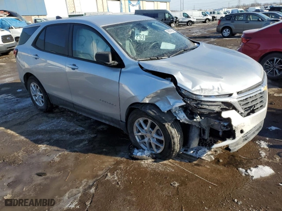 2022 Chevrolet Equinox LS with VIN 3GNAXHEV2NS175909, listed as a Copart auction lot 43857825 with 26,608 mi miles and Non Repairable. Bid and sale history available at carsss.com. Image 4.
