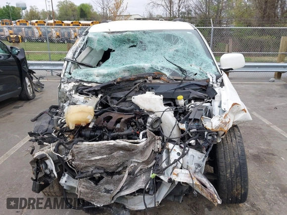 2018 Dodge Journey SXT with VIN 3C4PDCBG5JT345544, listed as a IAAI auction lot 41938569 with Not Provided miles and . Bid and sale history available at carsss.com. Image 6.