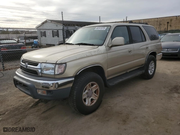 2001 Toyota 4Runner SR5 with VIN JT3HN86R410339939, listed as a Copart auction lot 46241575 with 184,900 mi miles and Clean Title. Bid and sale history available at carsss.com. Image 1.