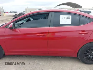 2017 Hyundai Elantra SE z VIN 5NPD74LF8HH209490, wystawiony jako IAAI lot #42016444 z przebiegiem 80 923 mil mil oraz . Historia ofert i sprzedaży dostępna na DreamBid. Obrazek 14.