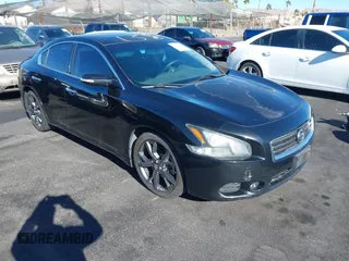 2013 Nissan Maxima S with VIN 1N4AA5AP9DC847586, listed as a IAAI auction lot 41383887 with 122,040 mi miles and . Bid and sale history available at DreamBid. Image 1.