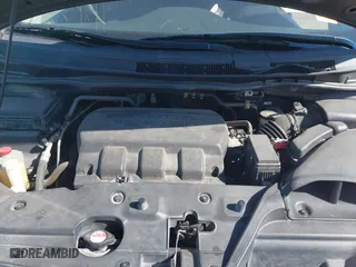 2013 Honda Odyssey Touring with VIN 5FNRL5H98DB085627, listed as a IAAI auction lot 41742702 with 117,899 mi miles. Bid and sale history available at carsss.com. Image 10.