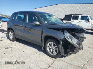 2012 Volkswagen Tiguan S z VIN WVGBV7AX3CW088330, wystawiony jako Copart lot #76722704 z przebiegiem 107 018 mil mil oraz Nie do naprawy • Non repairable. Historia ofert i sprzedaży dostępna na DreamBid. Obrazek 4.