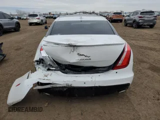 2016 Jaguar XJ R-Sport с VIN SAJWJ1CD9G8V92958, выставлен на аукционе Copart как лот 44177915 с пробегом Не указан миль и Списание • Salvage title. История ставок и продаж доступна на DreamBid. Изображение 6.