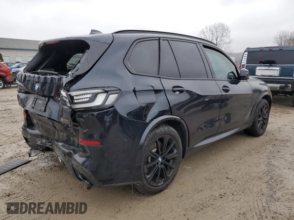 2021 BMW X5 M50i with VIN 5UXJU4C05M9F02940, listed as a Copart auction lot 38500183 with Not Provided miles. Bid and sale history available at carsss.com. Image 3.
