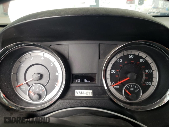 2011 Dodge Grand Caravan SXT with VIN 2D4RN4DG2BR768954, listed as a Copart auction lot 73469283 with 180,116 mi miles and Salvage Title. Bid and sale history available at DreamBid. Image 9.