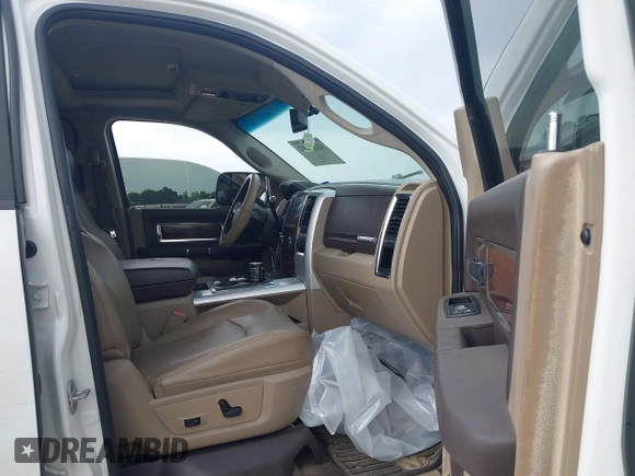 2011 Ram 2500 Big Horn with VIN 3D7UT2CL0BG510699, listed as a IAAI auction lot 42282752 with 404,636 mi miles and . Bid and sale history available at DreamBid. Image 5.
