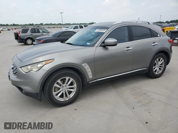 2009 Infiniti FX z VIN JNRAS18U39M103785, wystawiony jako Copart lot #52909935 z przebiegiem 168 336 mil mil oraz Czysty tytuł • Clean title. Historia ofert i sprzedaży dostępna na DreamBid. Obrazek 1.