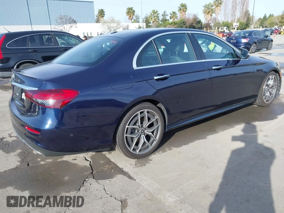 2021 Mercedes-Benz E-Class E 350 with VIN W1KZF8DB4MA890508, listed as a IAAI auction lot 41814243 with 51,104 mi miles. Bid and sale history available at carsss.com. Image 4.