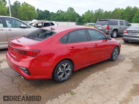 2019 Kia Forte LXS z VIN 3KPF24AD4KE063447, wystawiony jako IAAI lot #42278872 z przebiegiem 70 362 mil mil oraz . Historia ofert i sprzedaży dostępna na DreamBid. Obrazek 4.