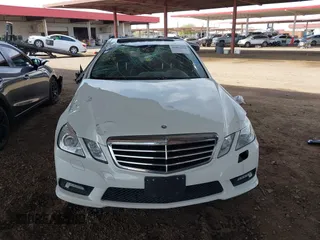 2011 Mercedes-Benz E-Class E 350 Luxury with VIN WDDHF5GB9BA380691, listed as a IAAI auction lot 41862104 with 99,526 mi miles. Bid and sale history available at carsss.com. Image 6.