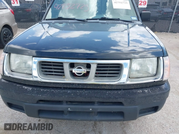 2000 Nissan Frontier XE z VIN 1N6DD26S7YC359637, wystawiony jako IAAI lot #42752725 z przebiegiem 340 199 mil mil oraz . Historia ofert i sprzedaży dostępna na DreamBid. Obrazek 6.
