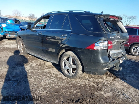 2015 Mercedes-Benz M 400 with VIN 4JGDA5GB4FA561576, listed as a IAAI auction lot 41588431 with 186,366 mi miles and . Bid and sale history available at DreamBid. Image 3.