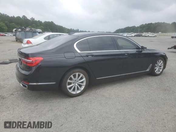 2019 BMW 7 Series 740i xDrive z VIN WBA7E4C55KGV70212, wystawiony jako Copart lot #57330965 z przebiegiem 48 408 mil mil oraz Szkoda całkowita • Salvage title. Historia ofert i sprzedaży dostępna na DreamBid. Obrazek 3.