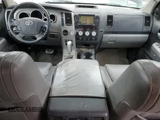 2008 Toyota Tundra Limited z VIN 5TFEV58108X033116, wystawiony jako Copart lot #45726255 z przebiegiem 425 257 mil mil oraz Szkoda całkowita • Salvage title. Historia ofert i sprzedaży dostępna na DreamBid. Obrazek 8.