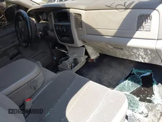 2005 Dodge 2500 SLT z VIN 3D7KS28D65G771187, wystawiony jako IAAI lot #42235215 z przebiegiem Nie podano mil oraz . Historia ofert i sprzedaży dostępna na DreamBid. Obrazek 5.
