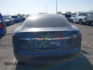 2014 Tesla Model S 60 with VIN 5YJSA1S11EFP35998, listed as a IAAI auction lot 42316563 with 83,835 mi miles and . Bid and sale history available at DreamBid. Image 17.