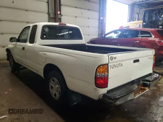 2002 Toyota Tacoma with VIN 5TEVL52N52Z132628, listed as a Copart auction lot 44796245 with 209,480 mi miles and Salvage title. Bid and sale history available at DreamBid. Image 2.