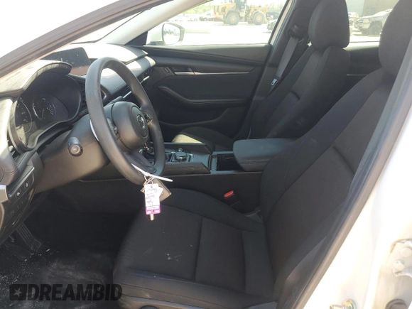 2024 Mazda 3 S с VIN 3MZBPAAM0RM436849, выставлен на аукционе Copart как лот 53386395 с пробегом 3 797 миль миль и Списание • Salvage title. История ставок и продаж доступна на DreamBid. Изображение 7.