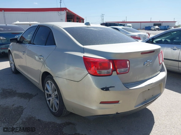 2013 Chevrolet Malibu LT with VIN 1G11E5SA4DF266366, listed as a IAAI auction lot 41806494 with 276,759 mi miles. Bid and sale history available at carsss.com. Image 3.