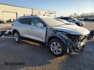 2019 Chevrolet Blazer z VIN 3GNKBCRS1KS648264, wystawiony jako Copart lot #82520154 z przebiegiem 120 615 mil mil oraz Szkoda całkowita • Salvage title. Historia ofert i sprzedaży dostępna na DreamBid. Obrazek 4.