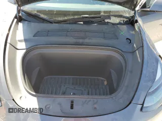 2022 Tesla Model Y Performance z VIN 7SAYGDEF5NF574382, wystawiony jako Copart lot #48531565 z przebiegiem 35 165 mil mil oraz Szkoda całkowita • Salvage title. Historia ofert i sprzedaży dostępna na DreamBid. Obrazek 11.