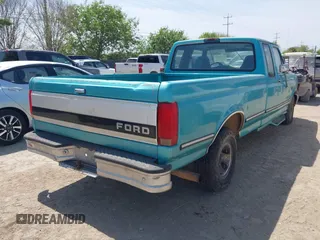 1995 Ford F-150 with VIN 1FTEX15H6SKA50480, listed as a IAAI auction lot 41871550 with 161,971 mi miles. Bid and sale history available at carsss.com. Image 4.