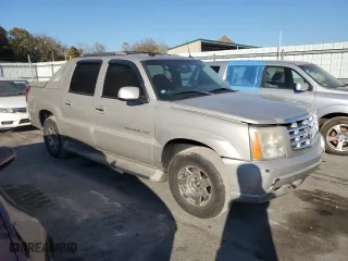 2005 Cadillac Escalade EXT with VIN 3GYEK62N05G205410, listed as a Copart auction lot 76672704 with 122,422 mi miles and Clean Title. Bid and sale history available at carsss.com. Image 4.