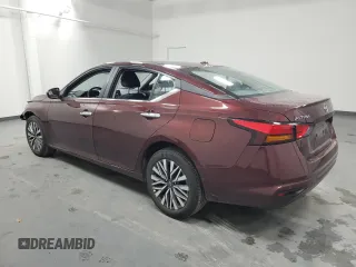 2025 Nissan Altima SV with VIN 1N4BL4DW1SN317805, listed as a Copart auction lot 53736445 with 10,384 mi miles and Clean Title. Bid and sale history available at DreamBid. Image 2.