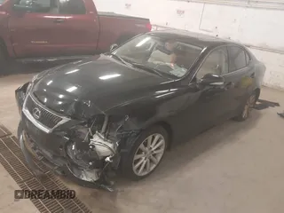 2009 Lexus IS 250 z VIN JTHCK262992030335, wystawiony jako IAAI lot #42038706 z przebiegiem 181 904 mil mil oraz . Historia ofert i sprzedaży dostępna na DreamBid. Obrazek 2.